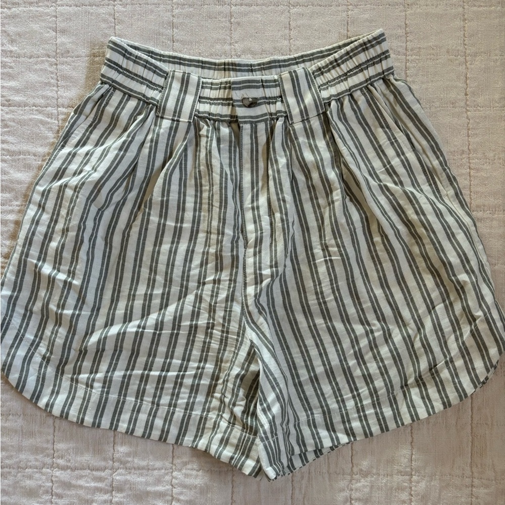 Madewell linen shorts